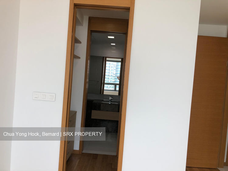 Concourse Skyline (D7), Apartment #212500171